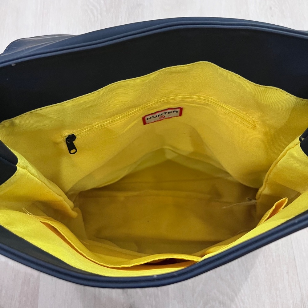 Hunter x Target Limited Edition Navy Water Repellent Backpack - Picture 6 of 12